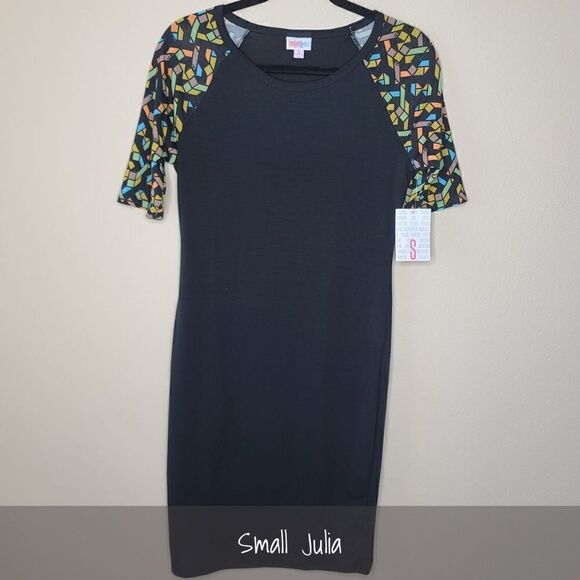 LuLaRoe Julia Dress Small Black NWT - Picture 1 of 2